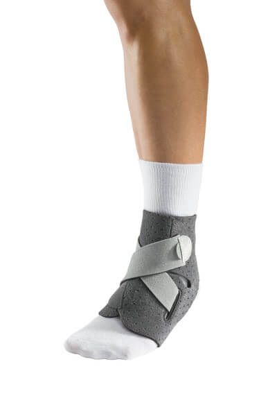 Mueller Adjust-to-Fit Ankle Support, ortéza na kotník_6317